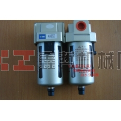 鑫哲-油水分離器，分離器，噴砂機(jī)油水分離器，噴砂機(jī)配件